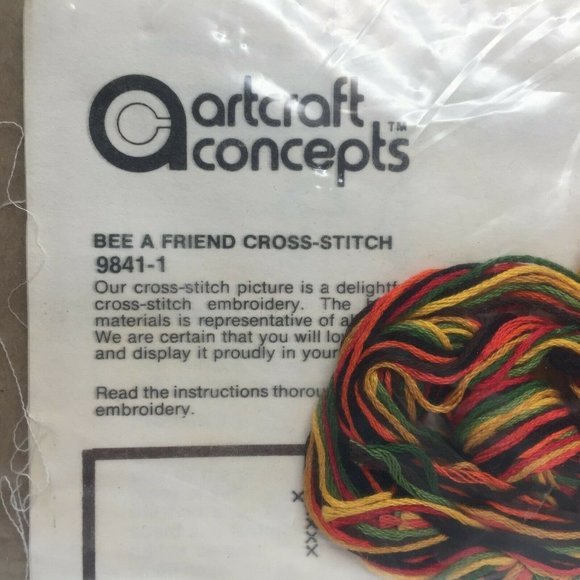 Artcraft Concepts Bee A Friend Cross Stitch 9841-1 Sewing Craft Kit - Picture 2 of 3